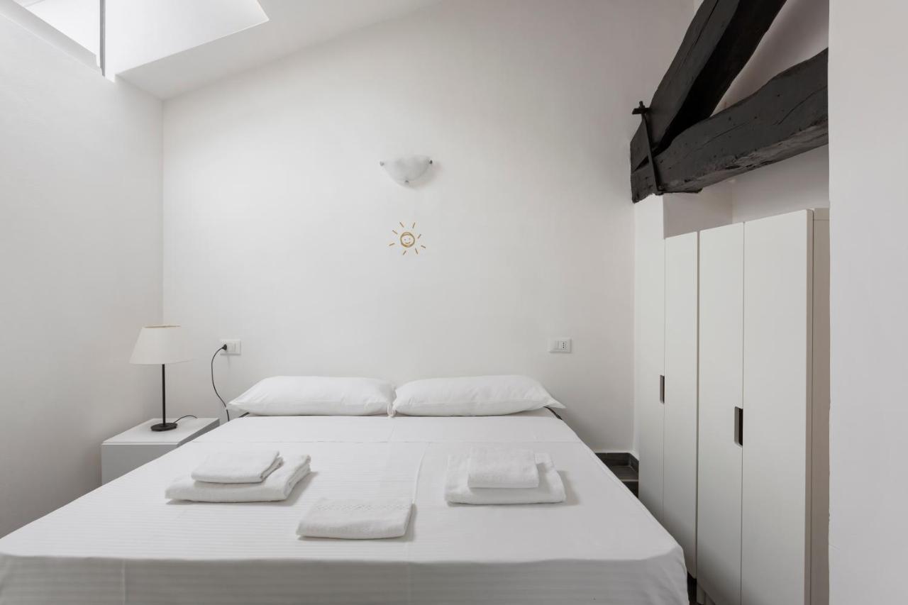 2 Bedroom 2 Bathroom Apt - Duomo 1 Μιλάνο Εξωτερικό φωτογραφία